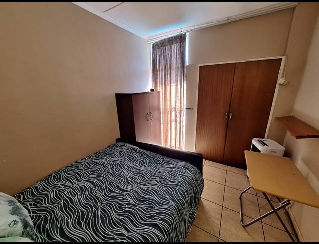 4 BEDROOM HOUSE FOR SALE IN VANDERBIJLPARK SW 5